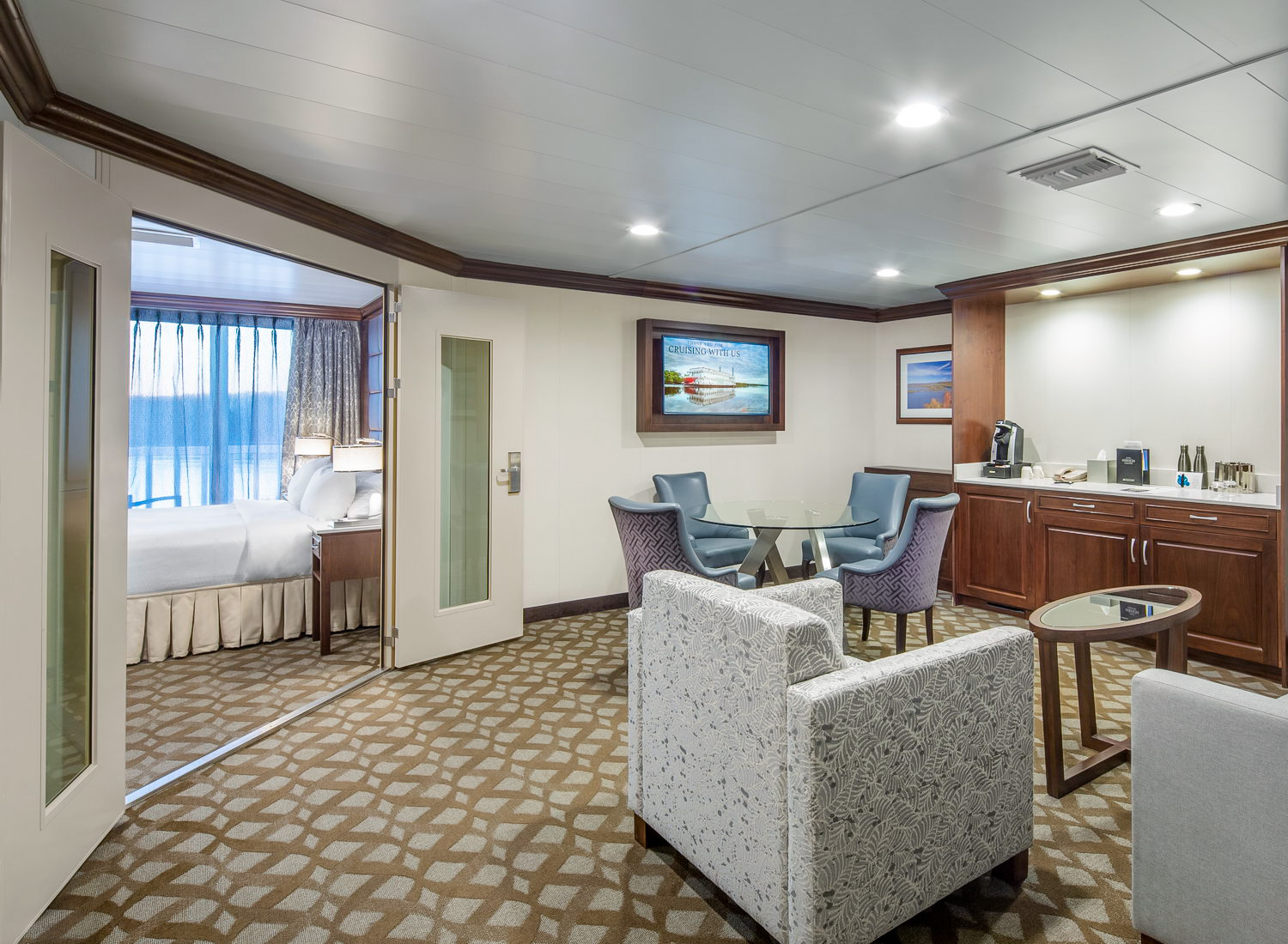 Deluxe Suites With Private Balcony