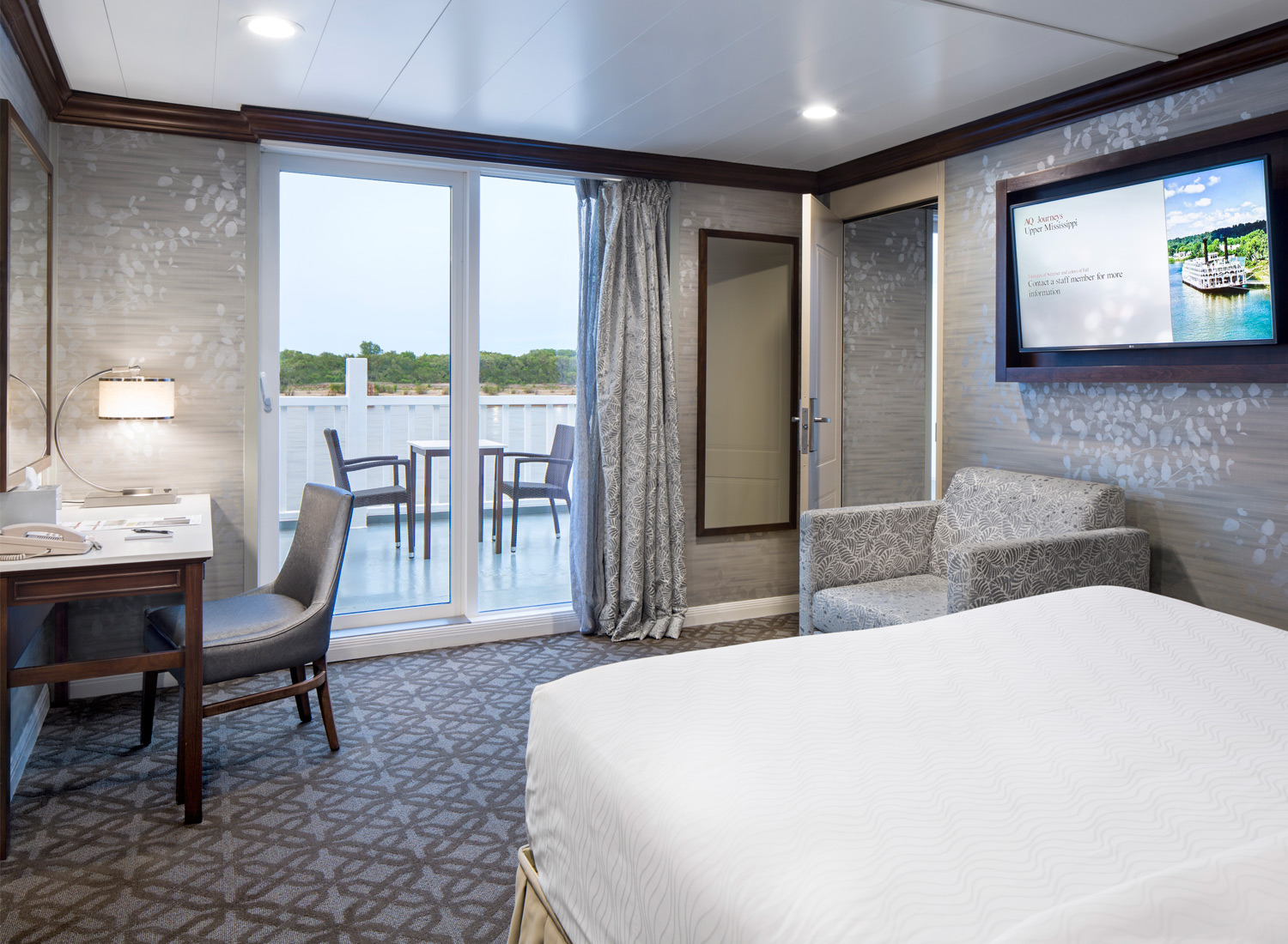 Owner’s Suites with Private Balcony