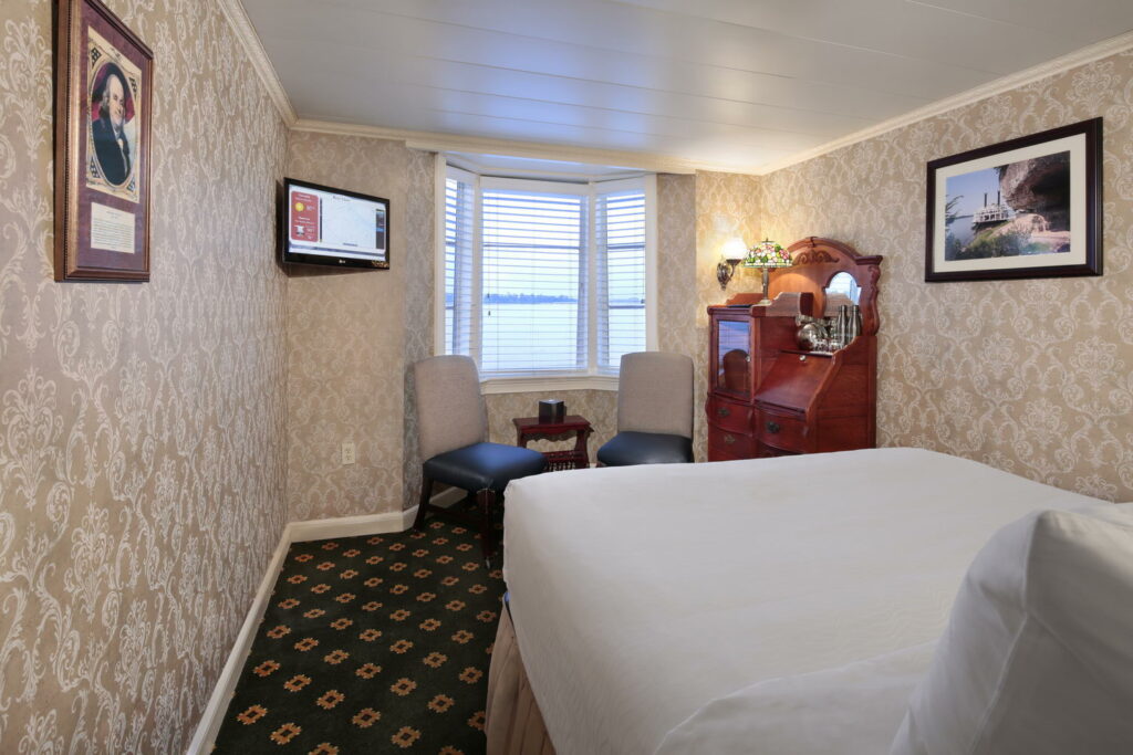 Deluxe Outside Stateroom Cat. D