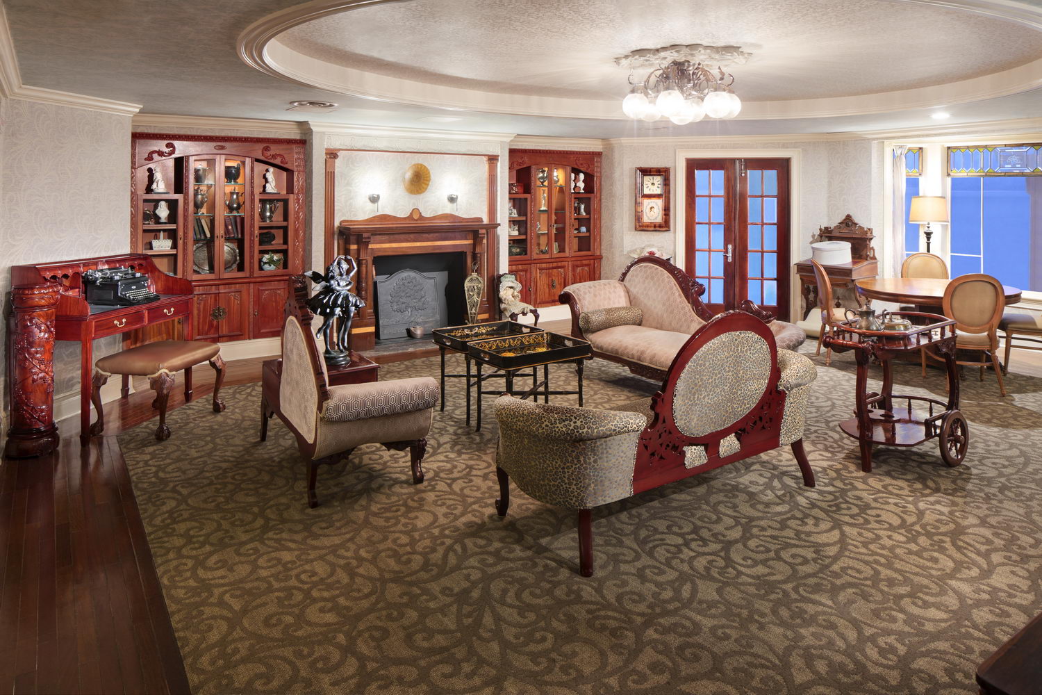 Ladies' Parlor